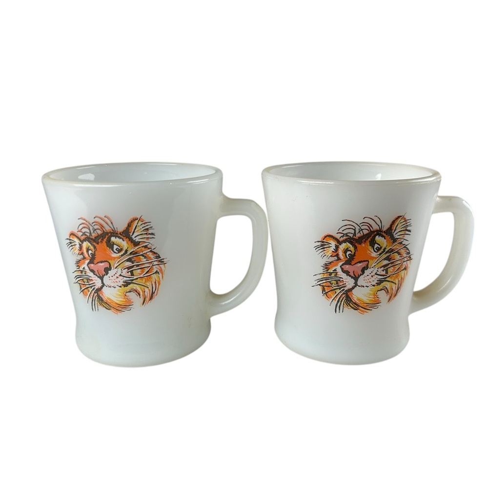 Vintage Anchor Hocking Fire King Esso Tony the Tiger Coffee Mug Set of 2